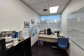 Versatile office in St Lukes