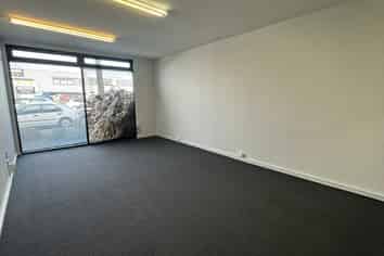 High Profile Sydenham Office/Warehouse