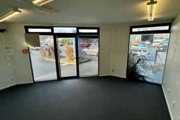 High Profile Sydenham Office/Warehouse