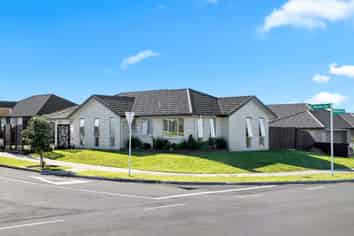 2 Okohaka Avenue, Glenbrook