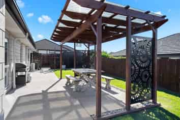 2 Okohaka Avenue, Glenbrook