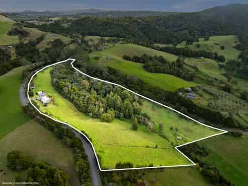 397 Pigs Head Road, Hikurangi