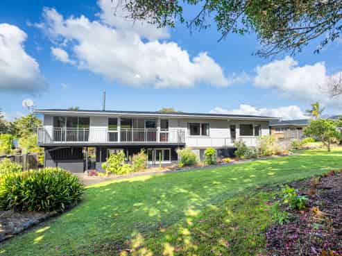 13 Clarkson Crescent, Maunu