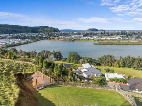 31 Manuka Drive, Whangamata