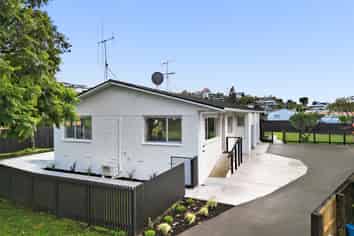 110A Hinewa Road, Otumoetai