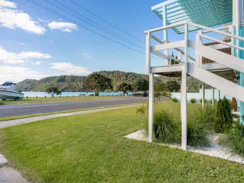 611 Beach Road, Whangamata