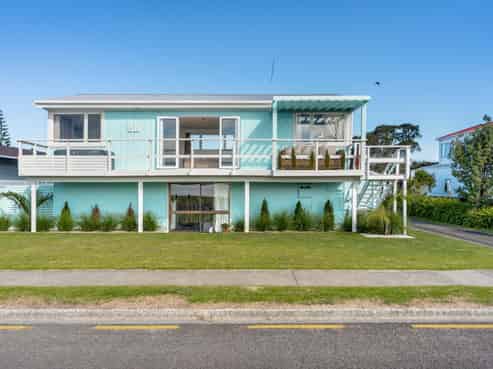 611 Beach Road, Whangamata