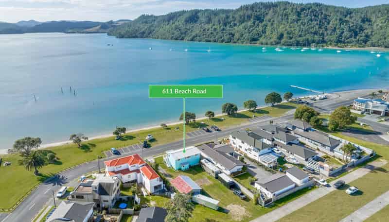 611 Beach Road, Whangamata