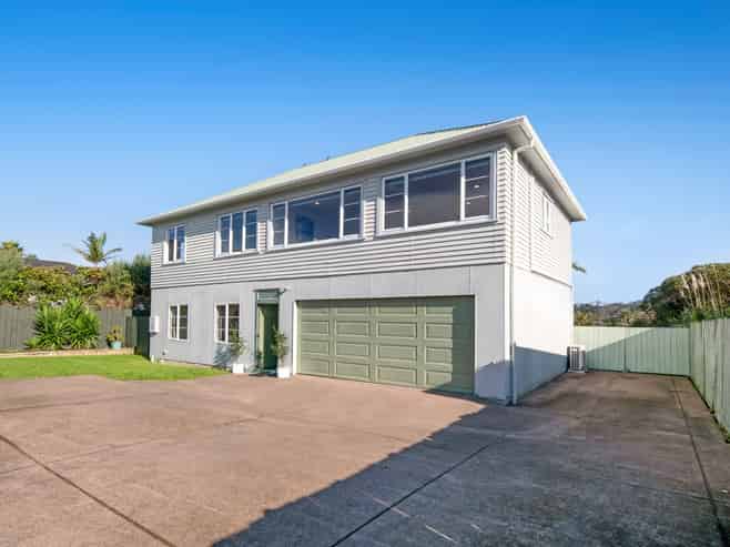 8A Melandra Road, Stanmore Bay