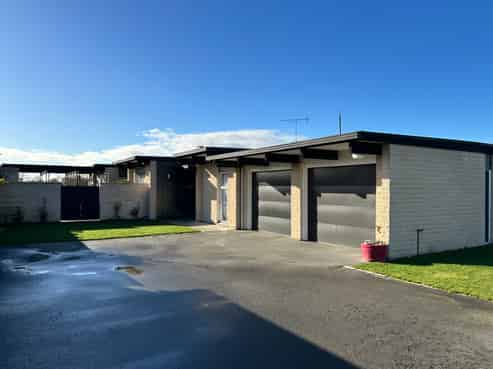 20 Queens Drive, Allenton