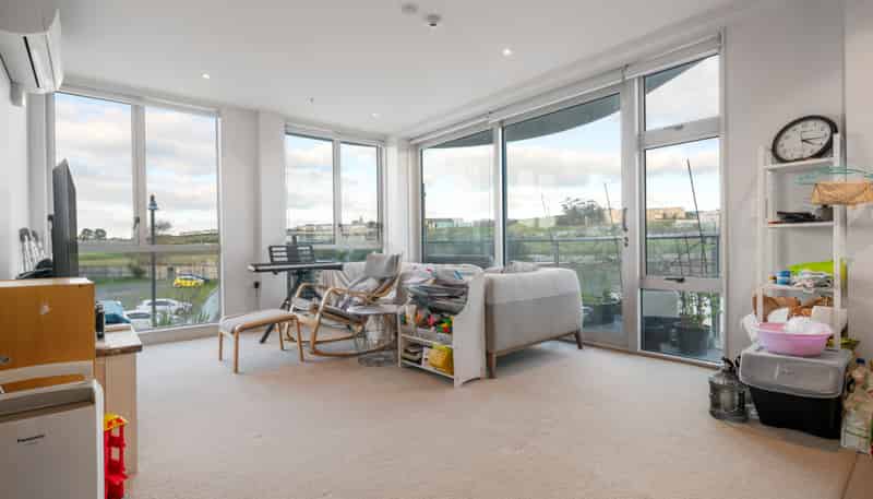 104/5 Rose Garden Lane, Albany