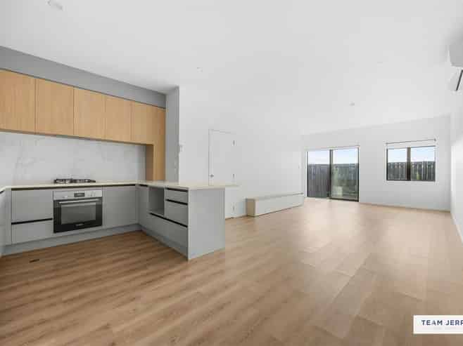 63 Whare Kauri Road, Takanini