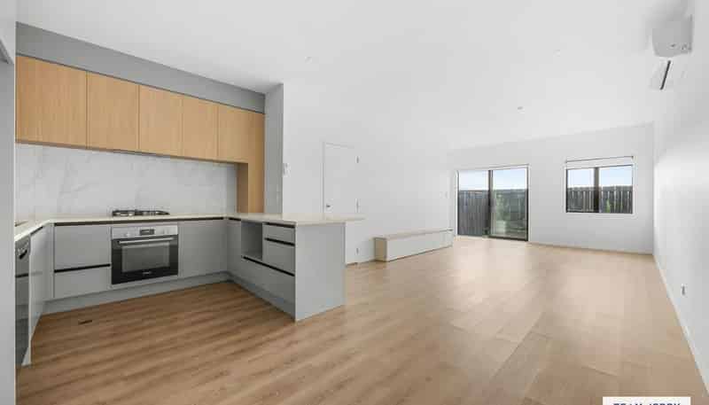 63 Whare Kauri Road, Takanini