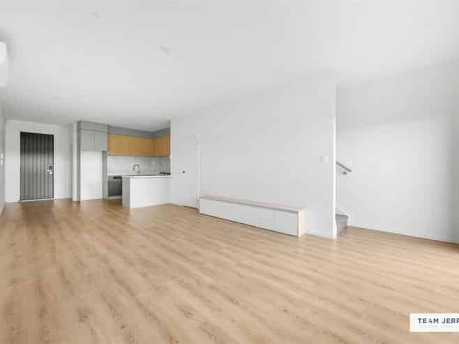 63 Whare Kauri Road, Takanini