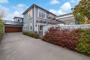 42 Normans Road, Strowan