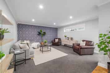 42 Normans Road, Strowan