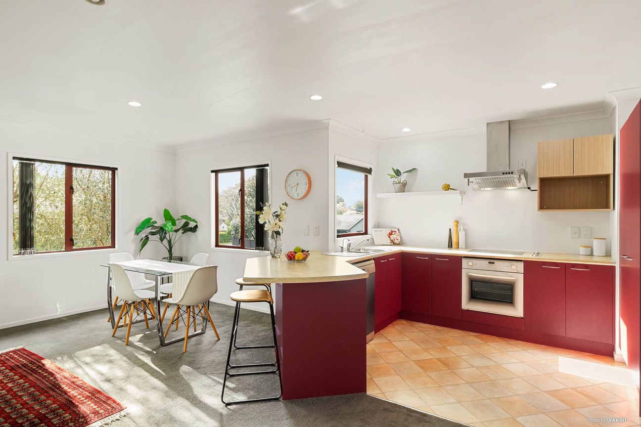 Affordable & Freehold in the Valley - Widok 2
