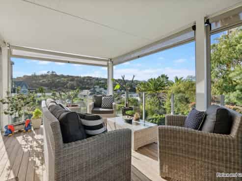 1037 Whangaparaoa Road, Tindalls Beach