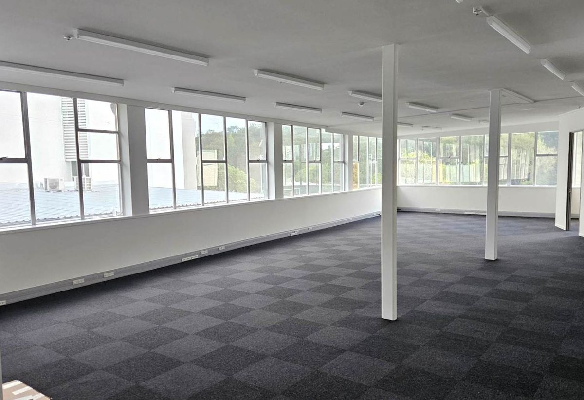 VALUE PARNELL OFFICE WITH CAR PARKS