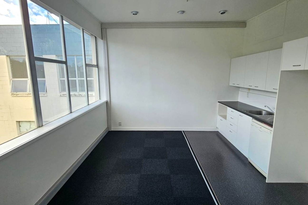 VALUE PARNELL OFFICE WITH CAR PARKS - Vista 5
