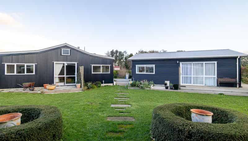 113 & 115 Grey Street, Woodville