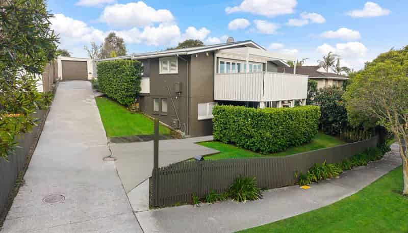 6 Caulton Street, Saint Johns