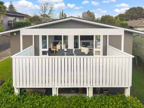 6 Caulton Street, Saint Johns
