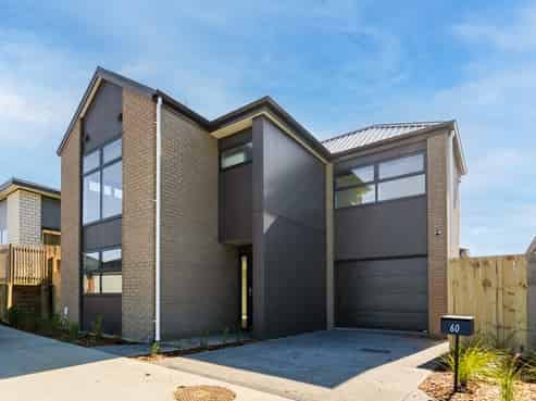 60 Scenic Rise, Rototuna North