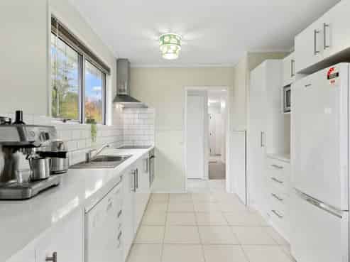 6 Yearsley Place, Manurewa