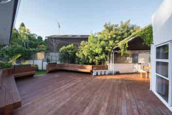 10 Oakpark Place, West Harbour