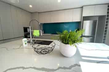 10 Oakpark Place, West Harbour