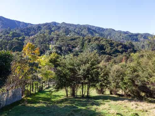 13  Tramway Road, Coromandel