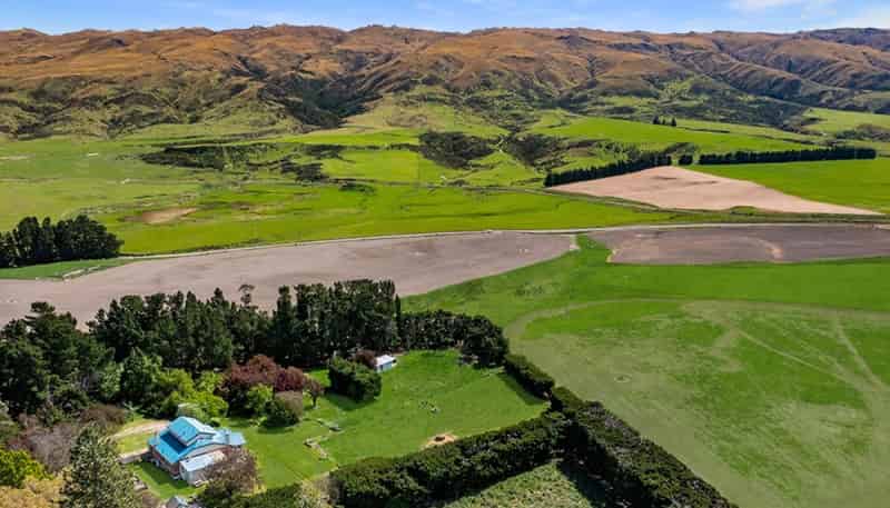 7797 Hyde-middlemarch Road , Rock And Pillar