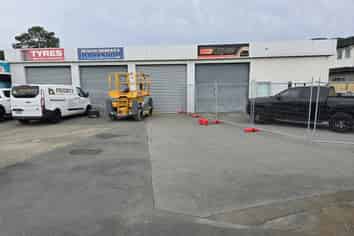 Multi-Bay Workshop 