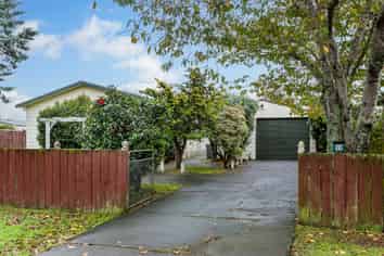 59 Arawhata Road, Paraparaumu
