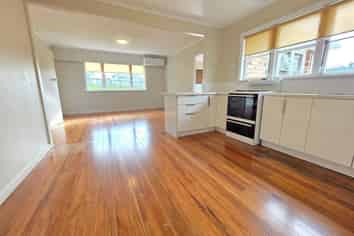  86 Titirangi Road, New Lynn