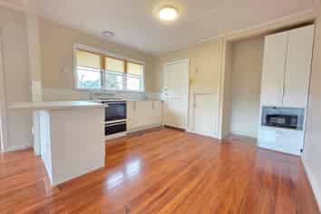  86 Titirangi Road, New Lynn