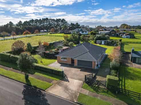 131 Mcrobbie Road, Kingseat