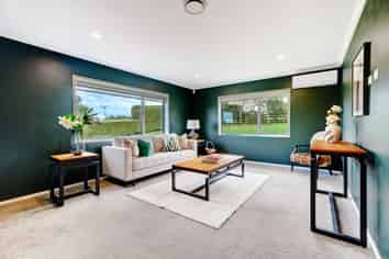 131 Mcrobbie Road, Kingseat