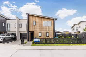 72 Maanihi Drive, Rototuna North