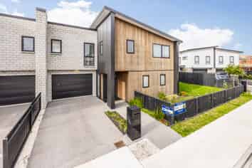 72 Maanihi Drive, Rototuna North