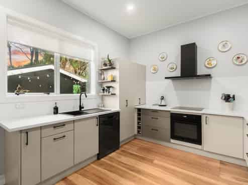 1 King Street, Paeroa
