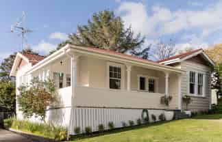 1 King Street, Paeroa