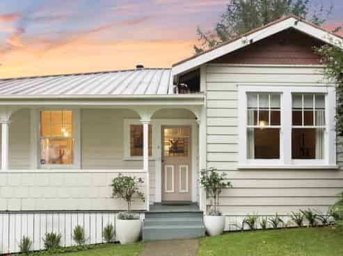 1 King Street, Paeroa