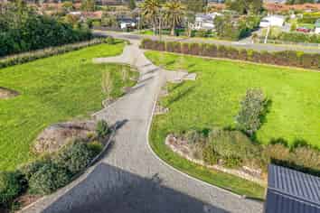 128 Rangiuru Road, Otaki Beach