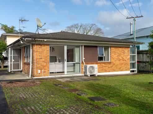 1/13 Oxton Road, Sandringham