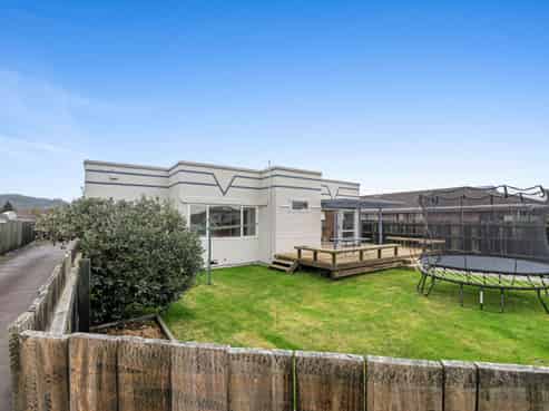 40 Robertson Street, Glenholme
