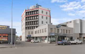 Single offices to lease- Next to Westfield Mall