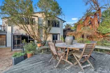 27 Awatea Terrace, Lynmore