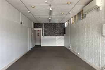 RETAIL OPPORTUNITY IN HOWICK
